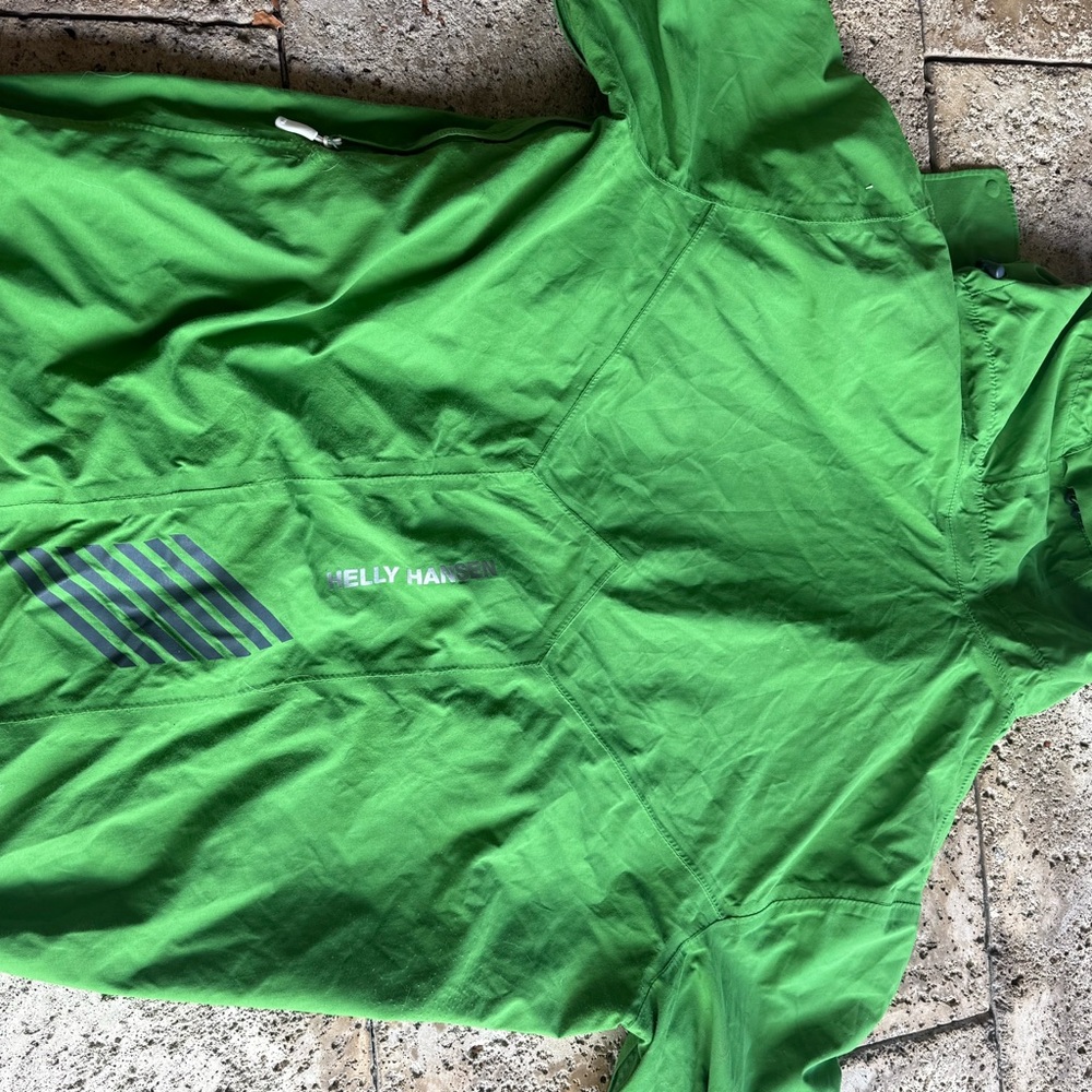 Helly Hansen Vibrant Green “Mountain” Zip up Jacket - Picture 2 of 16